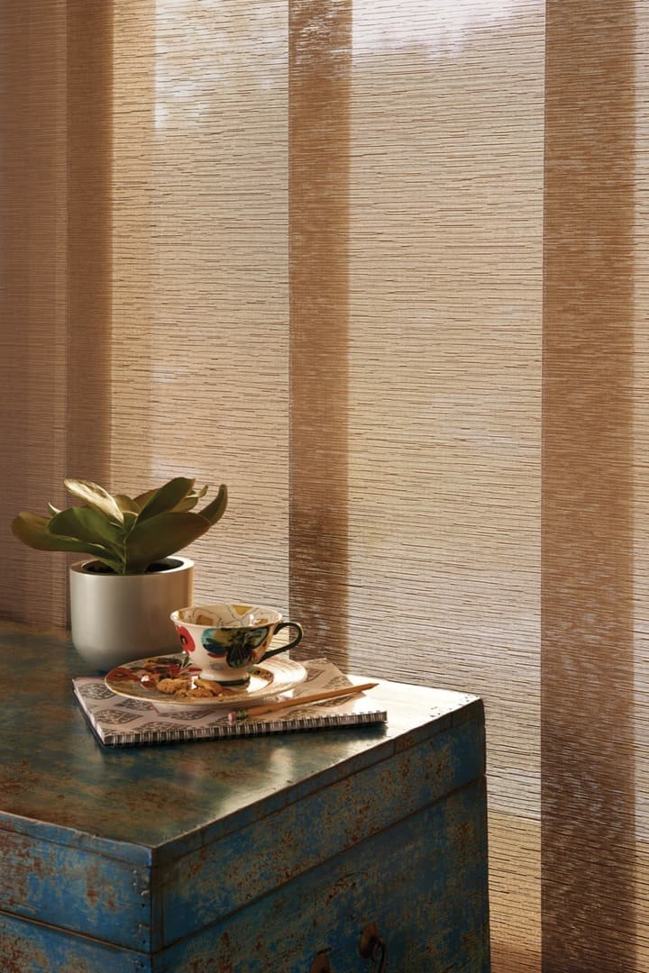 Answer nature’s call with woven wood shades, featuring Alustra® Woven Textures®, near Miami, Florida (FL)